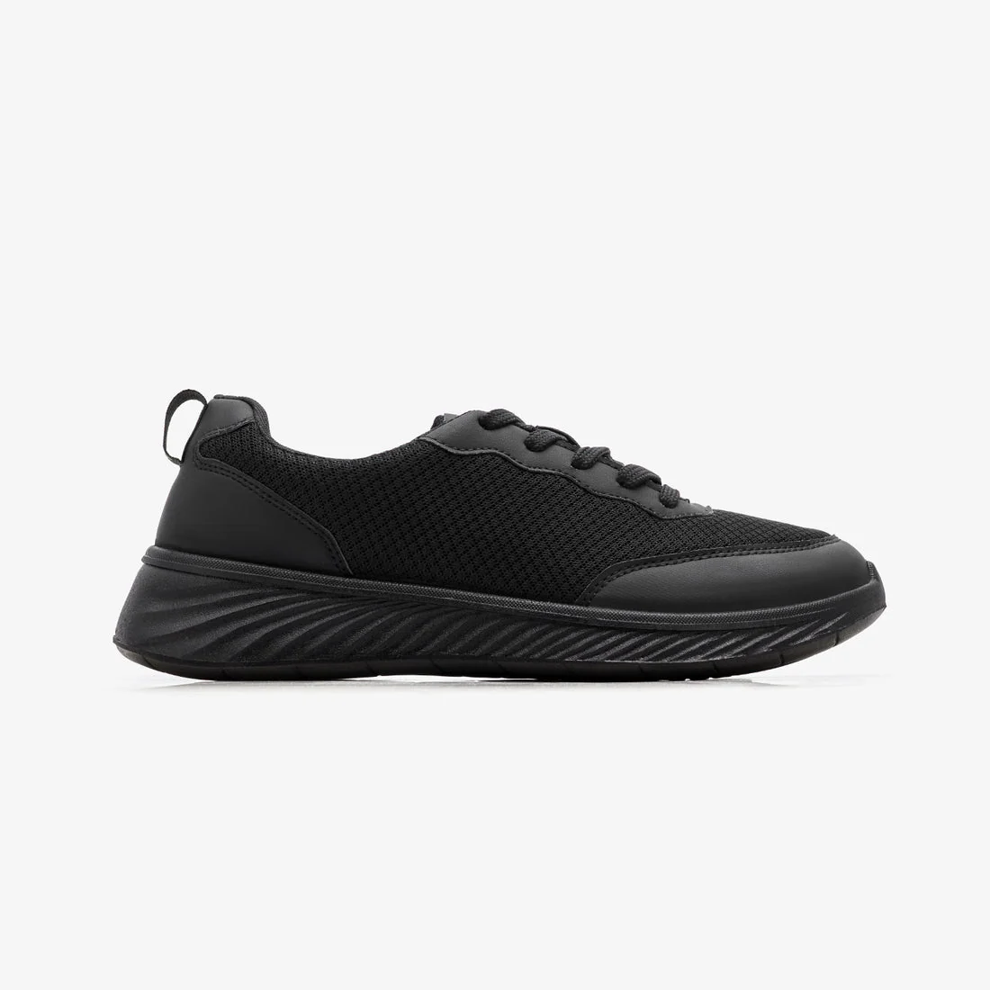 Men's Classic Lace-Up Sneakers